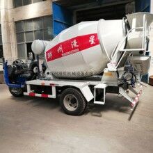 小型時風(fēng)攪拌罐車 小型三輪攪拌車 2立方攪拌運(yùn)輸車效率高