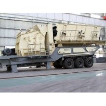 河南履帶移動破篩一體機，對付分散物料有高招Z98