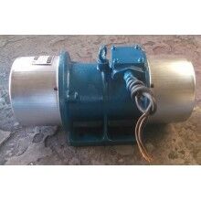 湖北襄陽臥式振動(dòng)電機(jī)/宏達(dá)振動(dòng)平臺(tái)電機(jī)YJD-8-2振動(dòng)電機(jī)